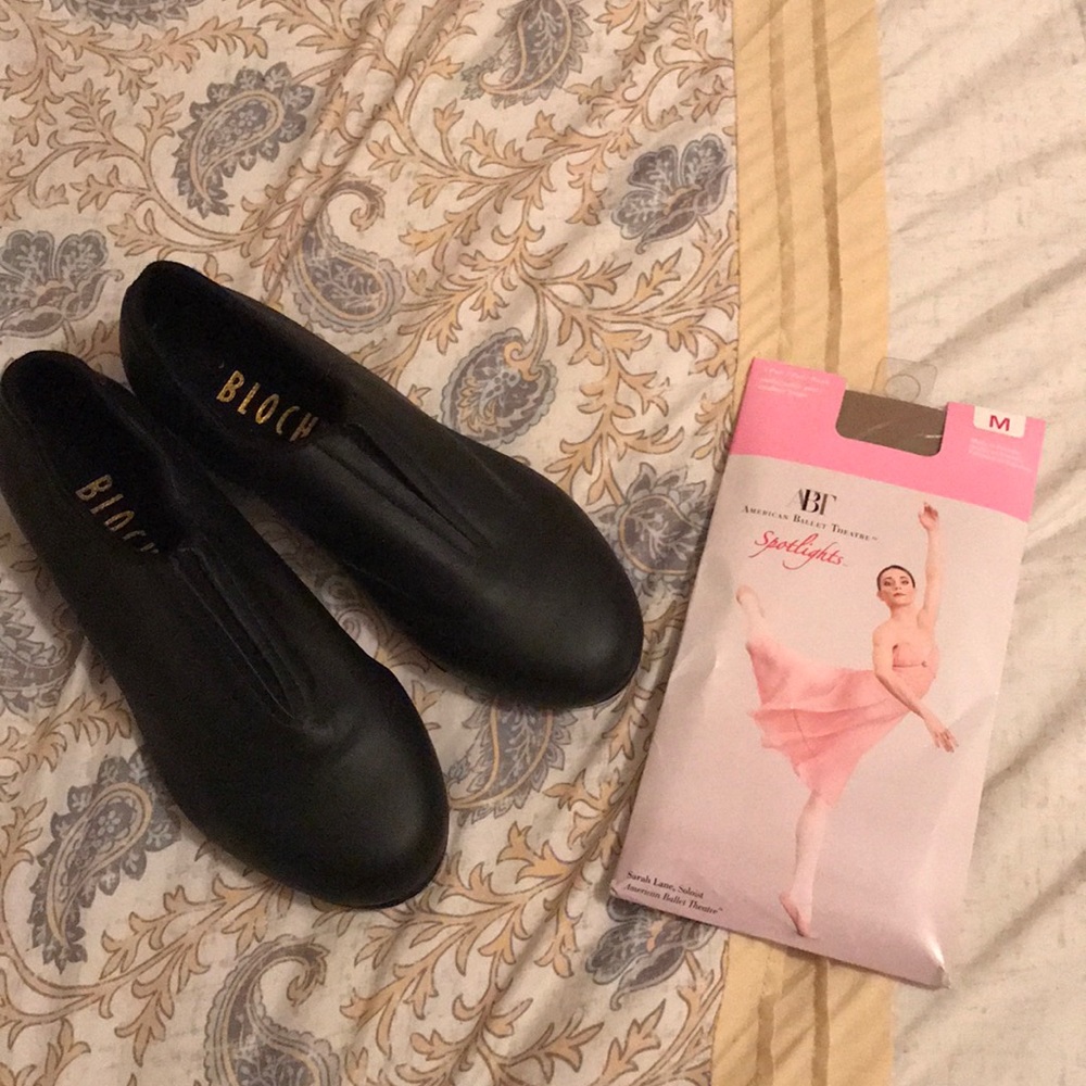 Tap shoes and tights